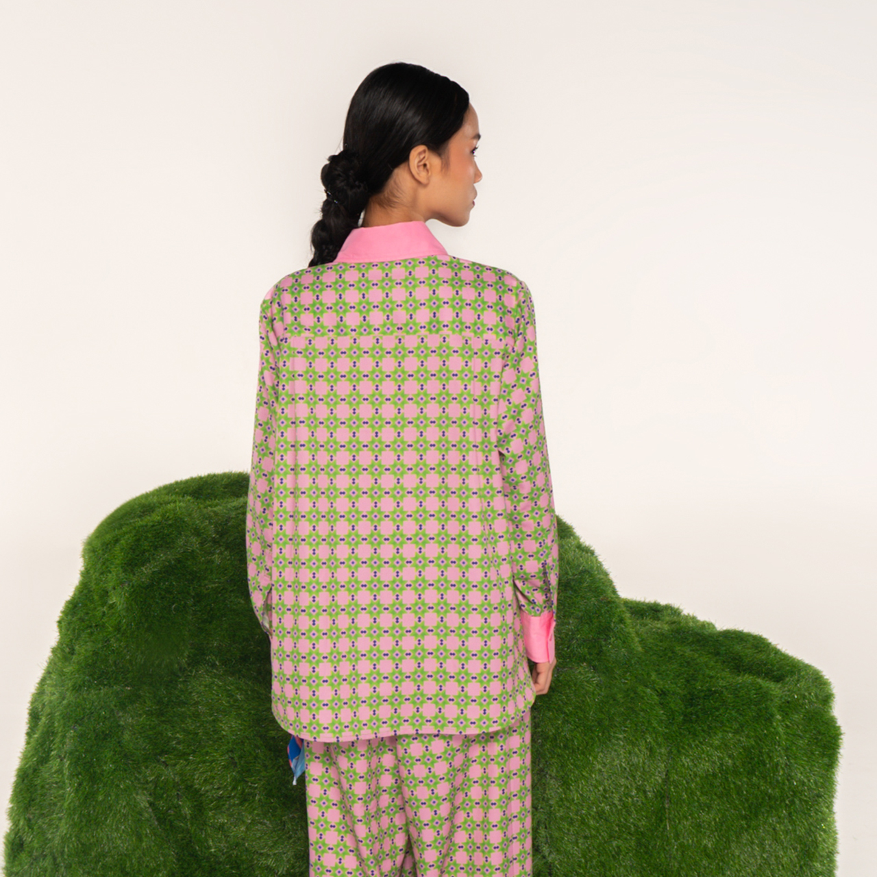 Long Sleeve Shirt Geometrical Green Pink