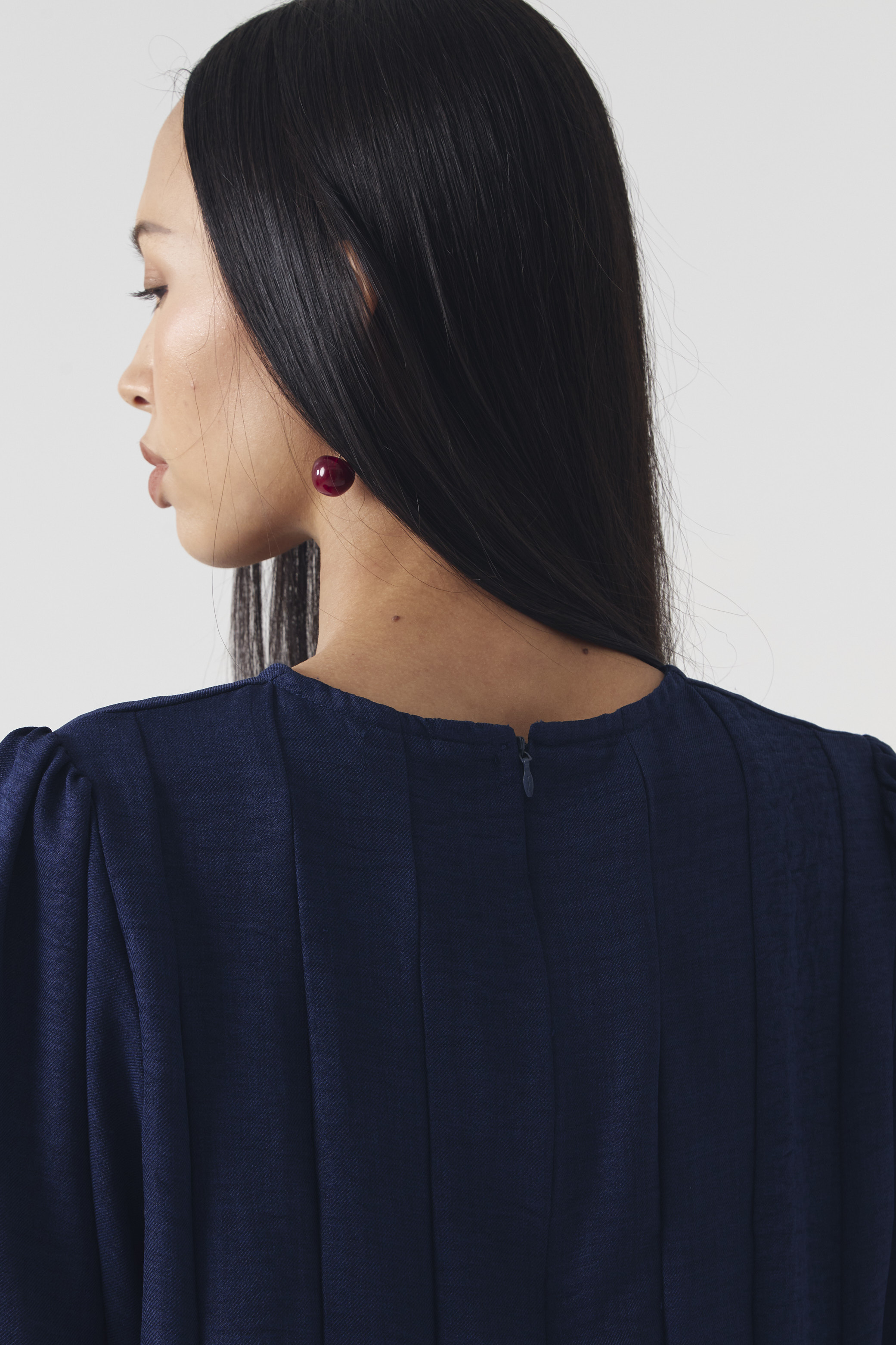 CHÉRI SURGE Blouse Back Godet