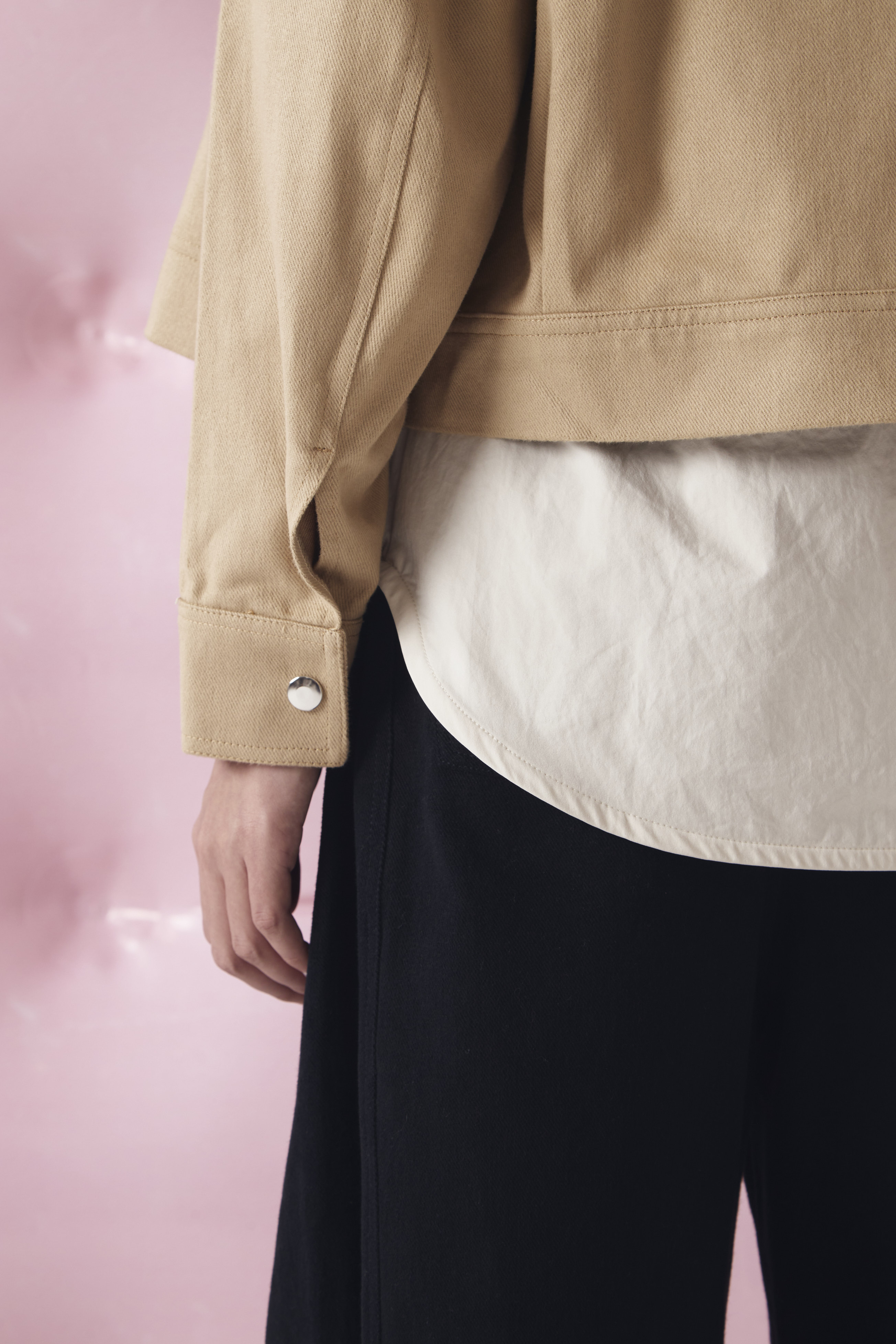 CHÉRI SURGE Noir Khaki Jacket