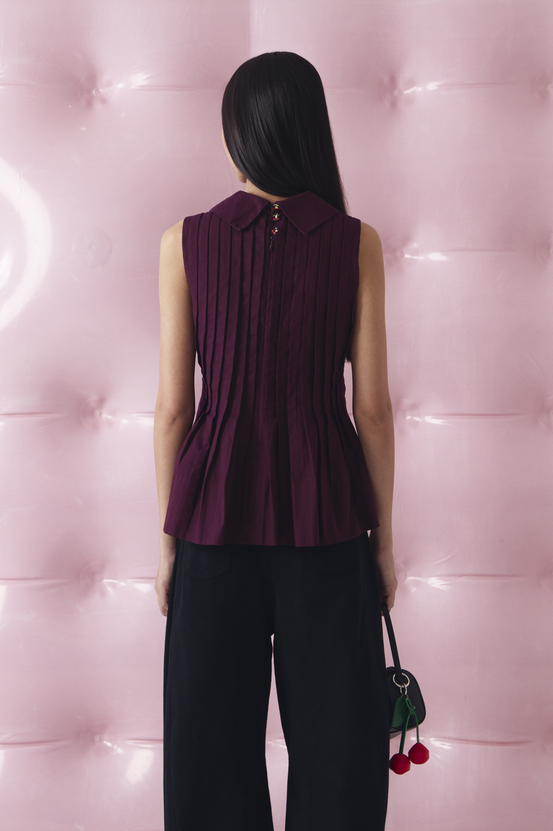 CHÉRI SURGE Pleats Doll Sleeveless
