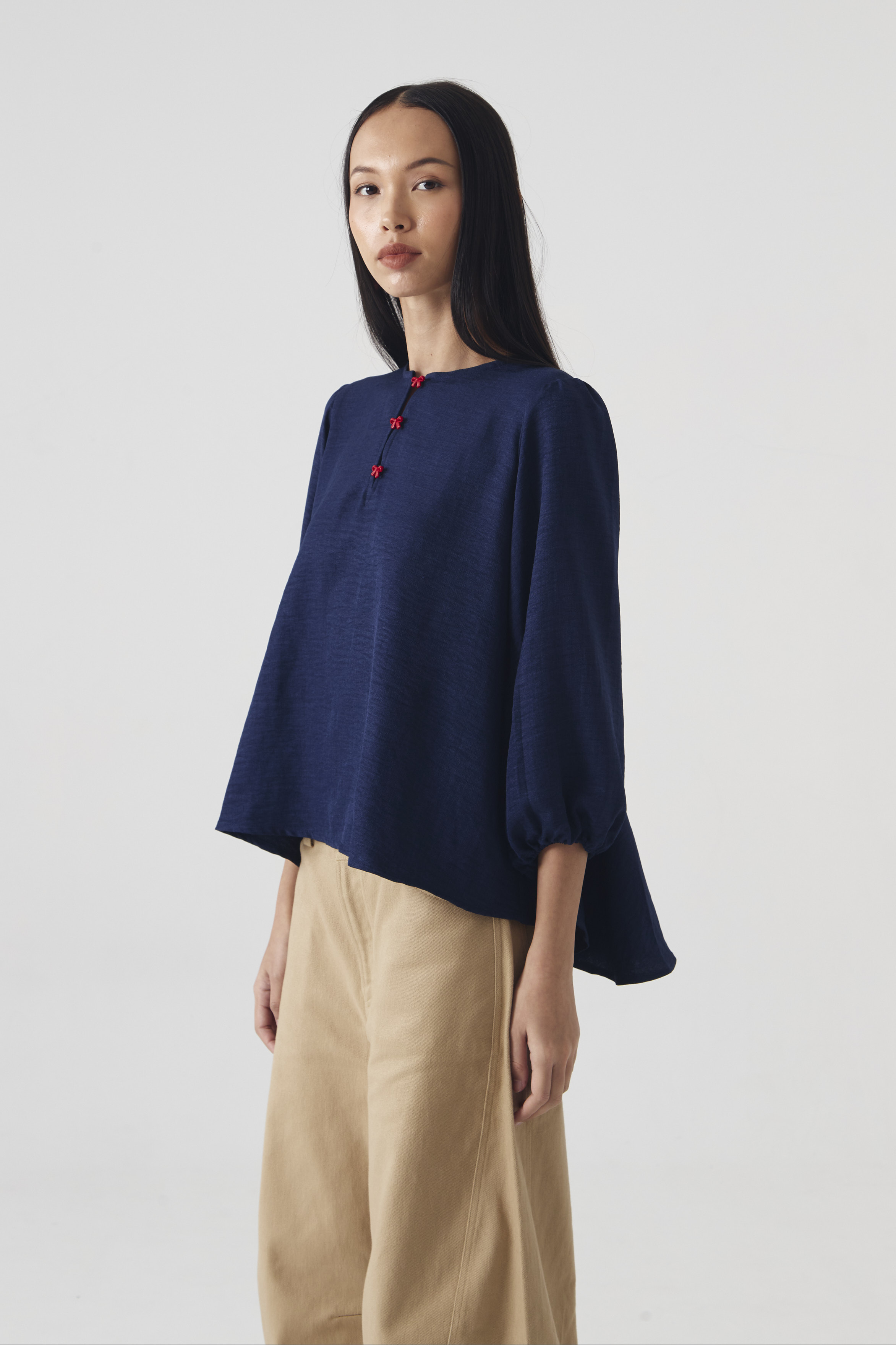 CHÉRI SURGE Blouse Back Godet