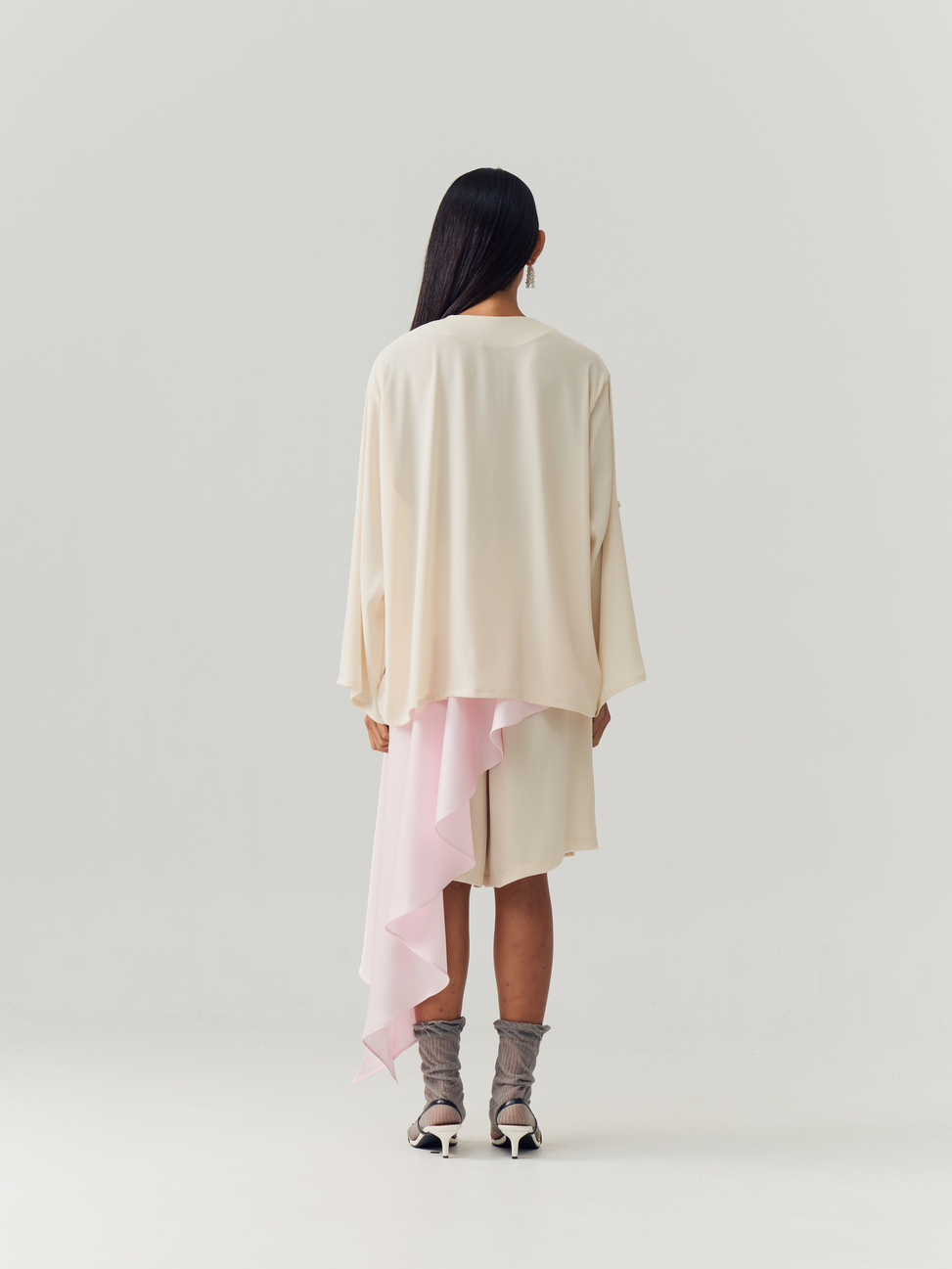 Ivory Set Short Pants