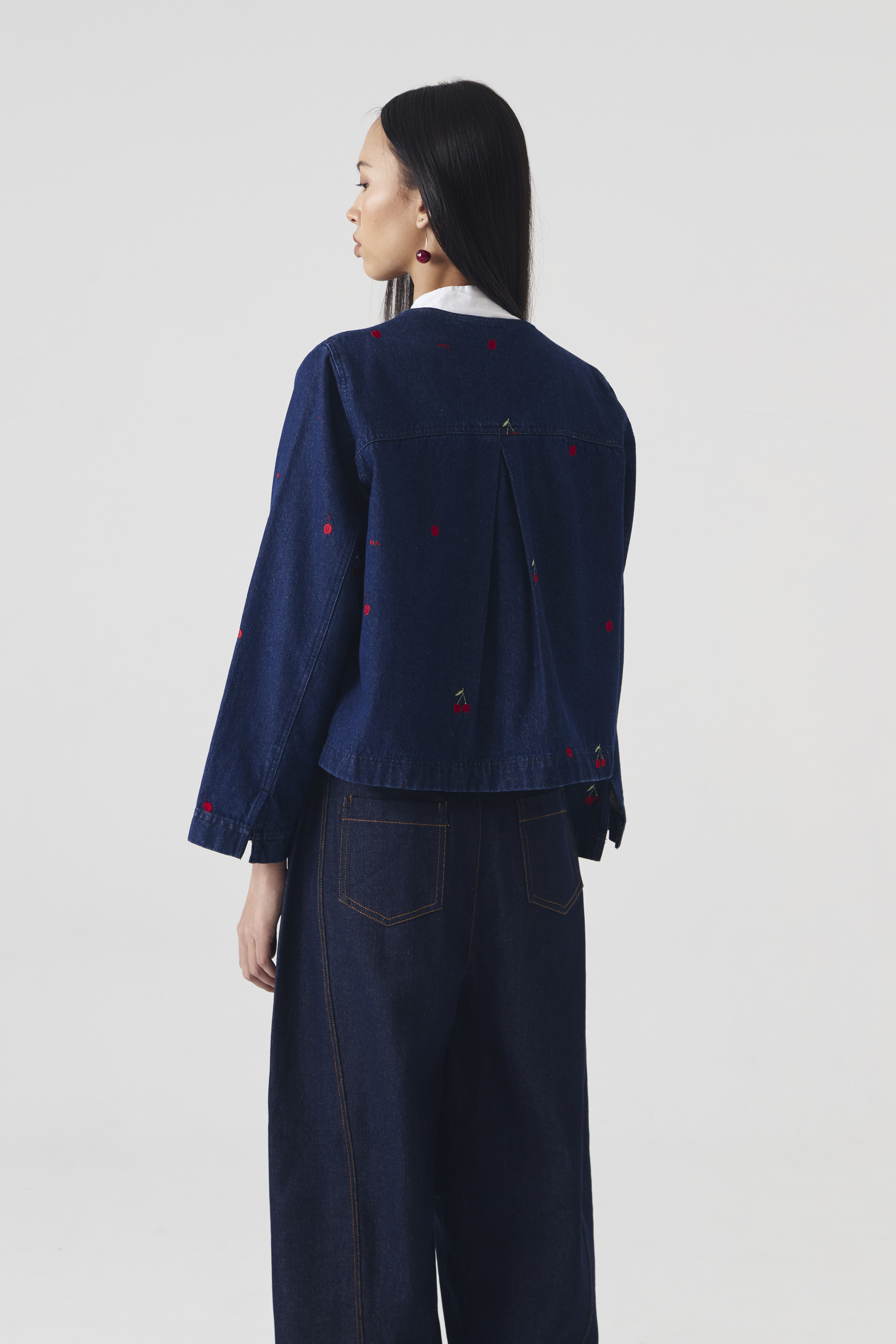CHÉRI SURGE Denim Embro Top